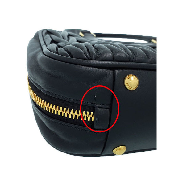 Miu Miu Matelasse Top Handle Bag Black - Picture 5 of 9
